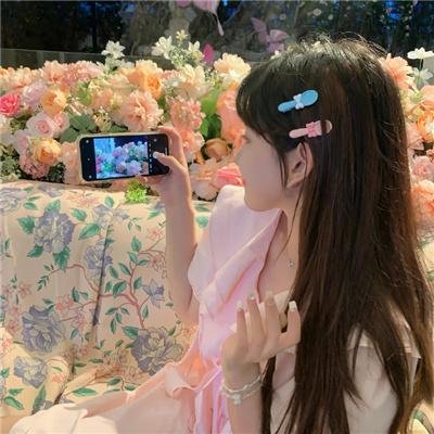 白桦林中的哨所